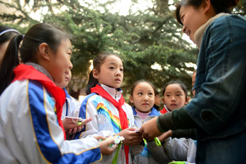 七色花鼓励学生个性化发展_教育部门户网站