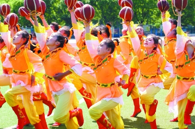 世界足球起源地山东临淄中小学继承传统文化