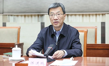 教育部党组举行主题教育读书班开班式