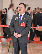 全国人大代表、中山大学校长高松：让学生参与更多高水平研究
